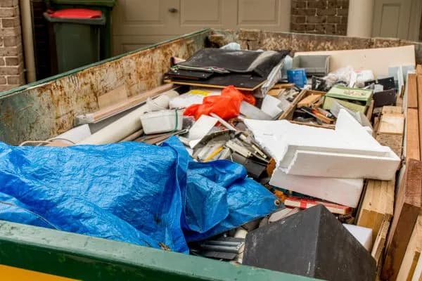 Ile kosztuje wynajem kontenera na gruz? Ceny w różnych miastach