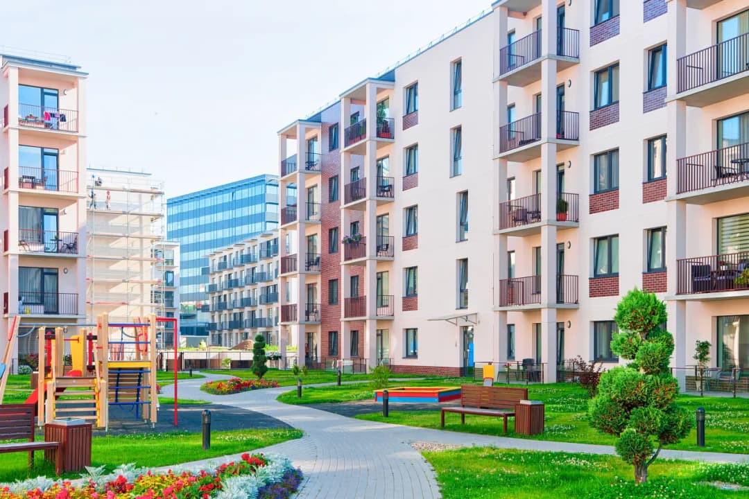 Ile kosztuje wynajem mieszkań w Warszawie? Sprawdź ceny i różnice